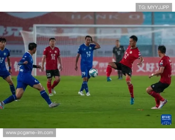 足球场上奔跑的速度之王是谁揭秘他的成长与成就